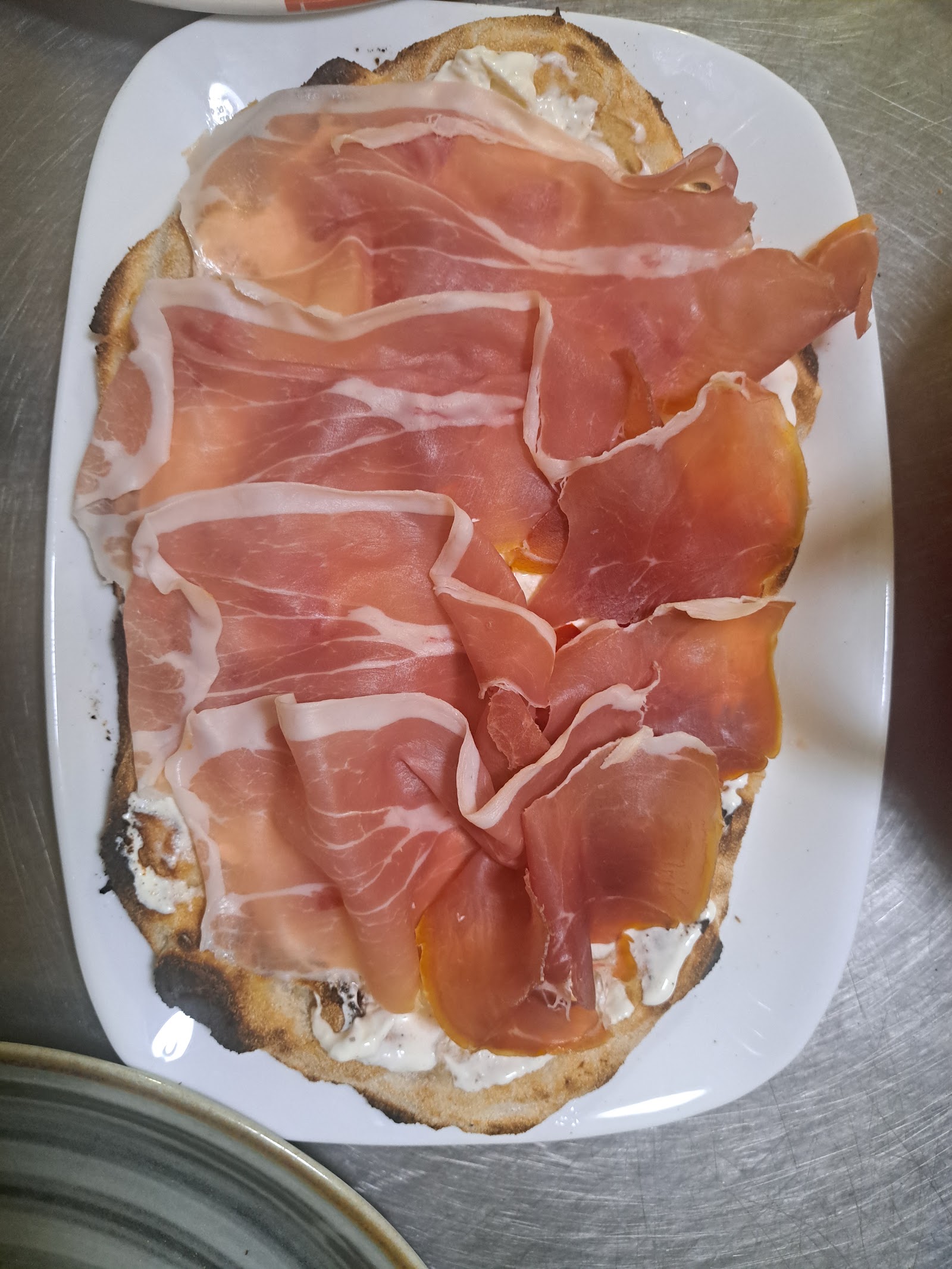Mondo Pizza — un piatto